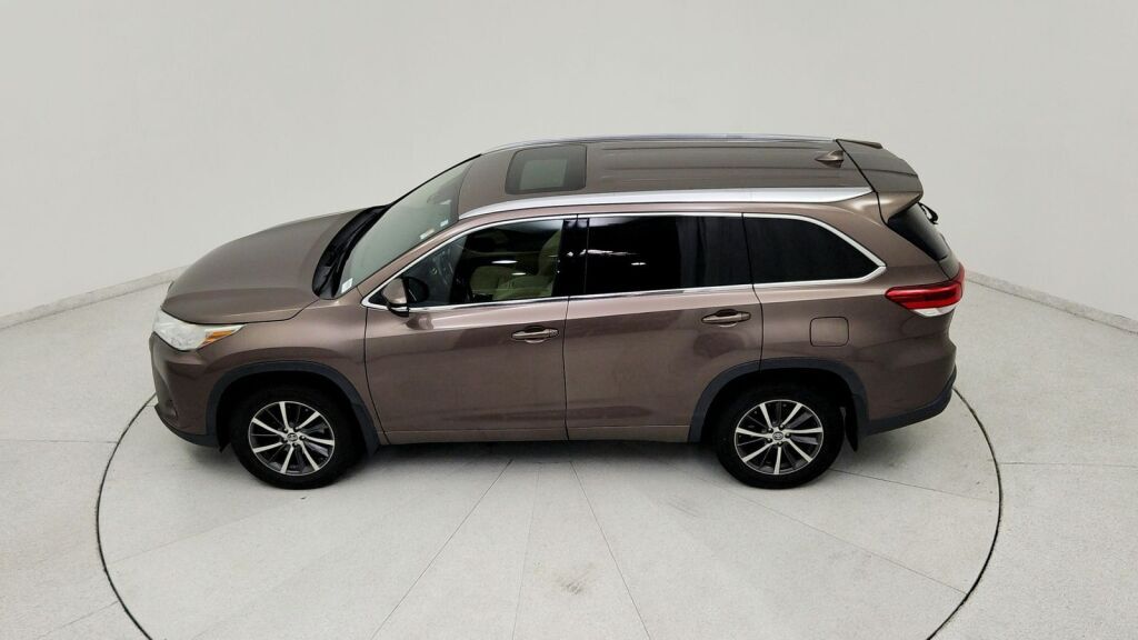 2017 Toyota Highlander XLE Laurel MD