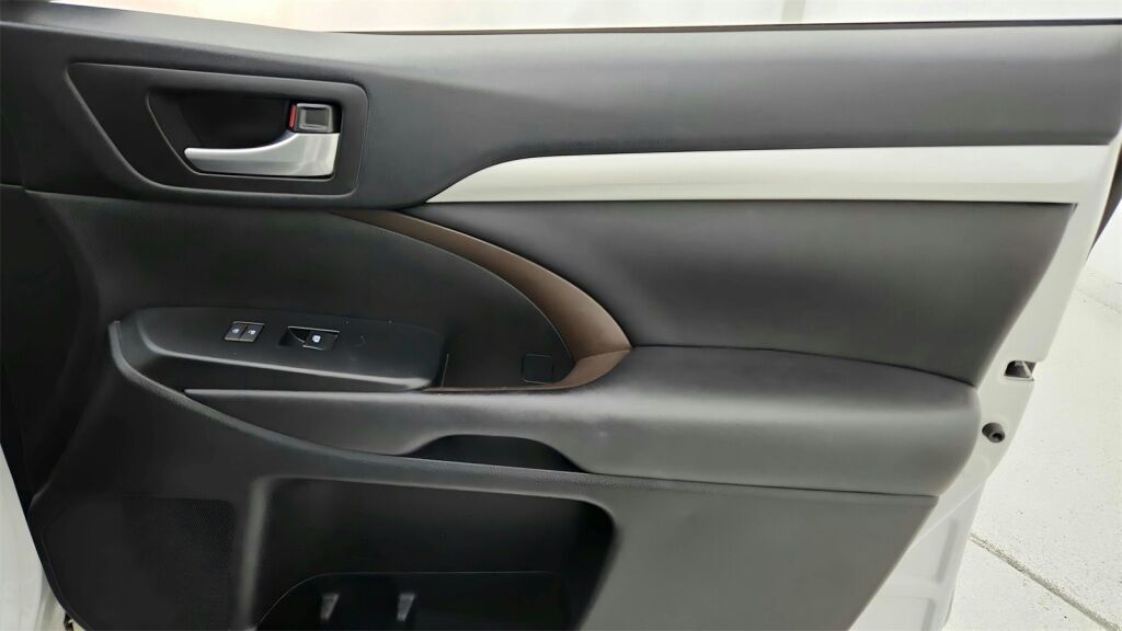 2017 Toyota Highlander XLE Laurel MD