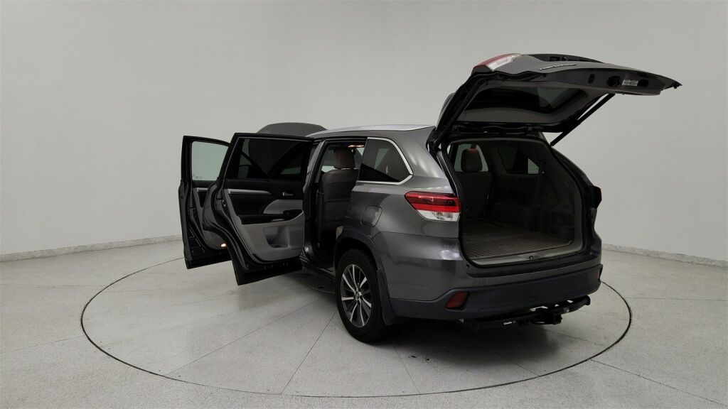 2017 Toyota Highlander XLE Laurel MD