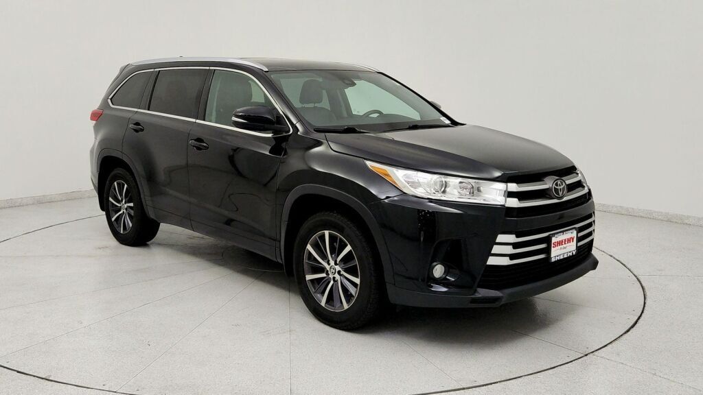 2017 Toyota Highlander