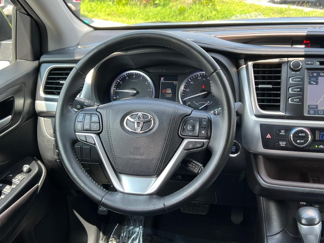 2017 Toyota Highlander XLE Hagerstown MD