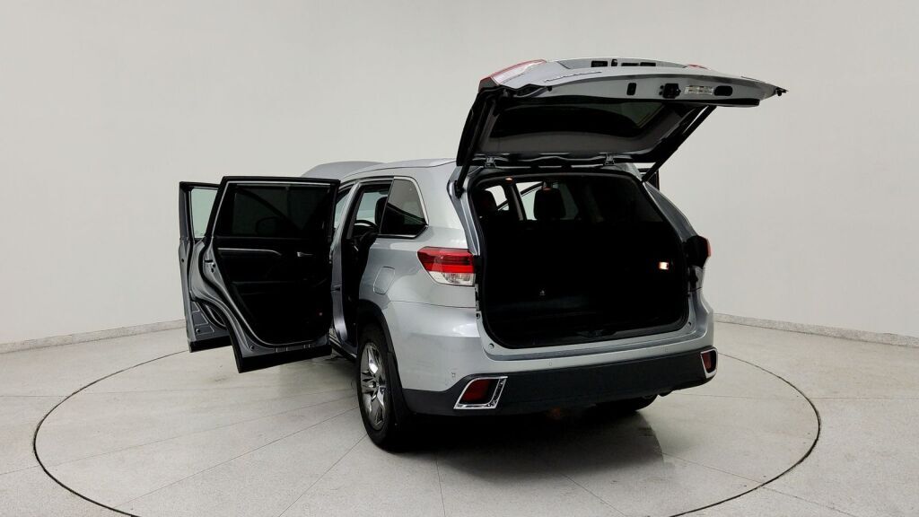 2017 Toyota Highlander Laurel MD