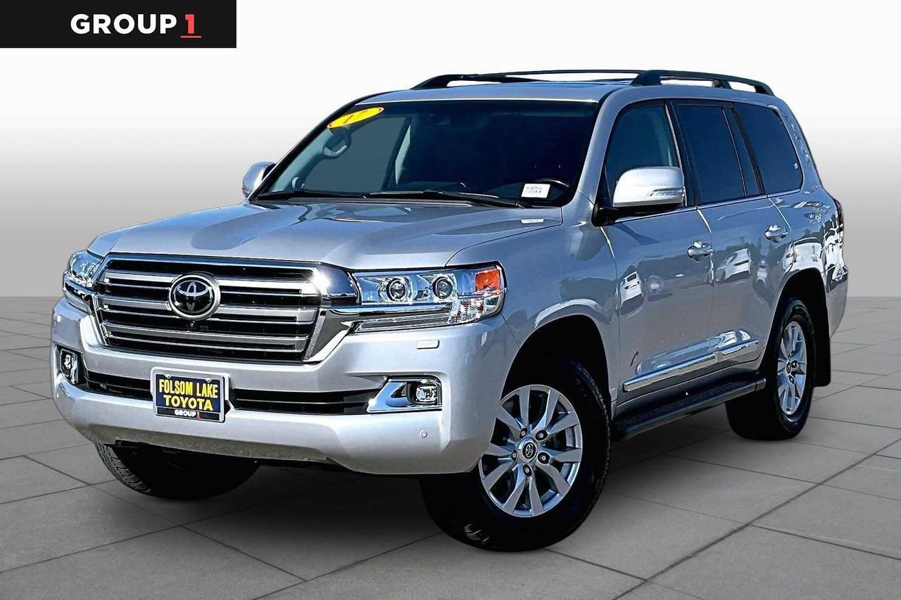 2017 Toyota Land Cruiser