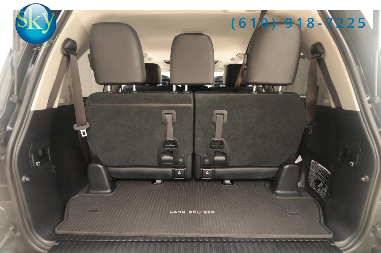 2017 Toyota Land Cruiser 4WD 8-PASSENGER West Chester PA