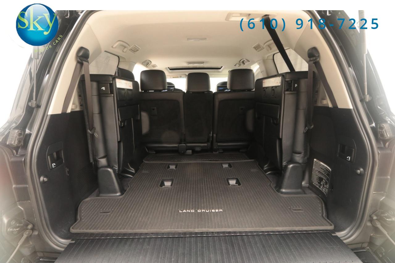 2017 Toyota Land Cruiser 4WD 8-PASSENGER West Chester PA