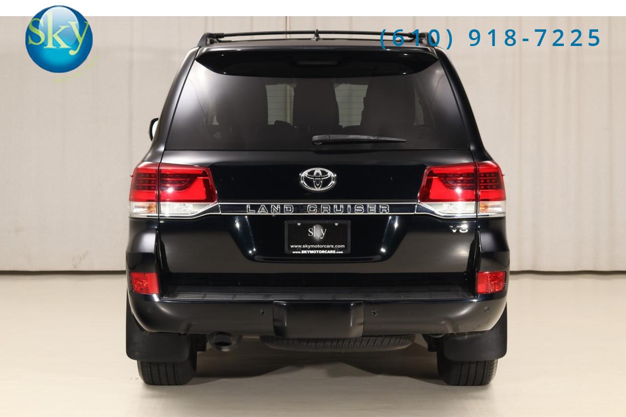 2017 Toyota Land Cruiser 4WD 8-PASSENGER West Chester PA