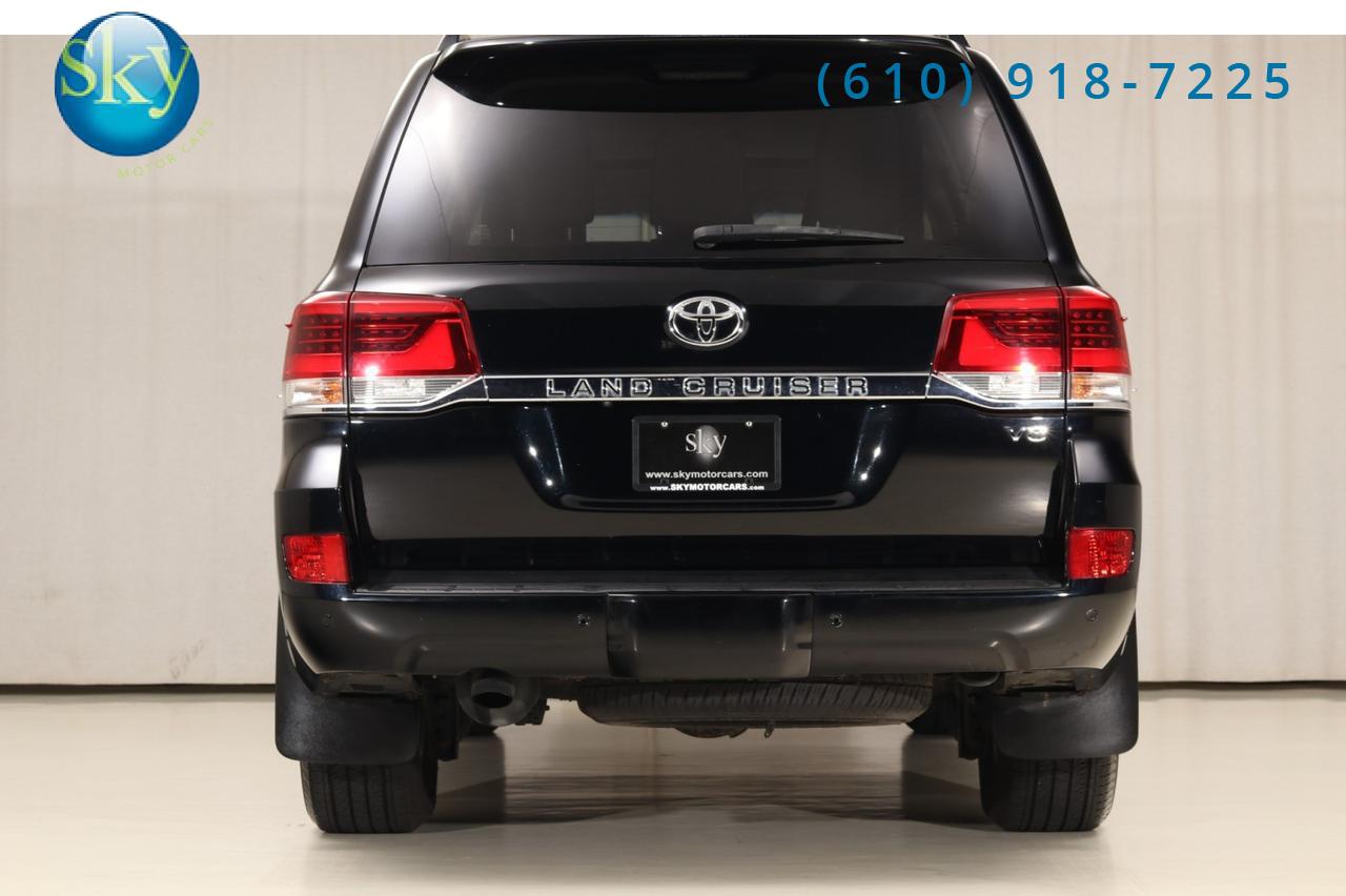 2017 Toyota Land Cruiser 4WD 8-PASSENGER West Chester PA
