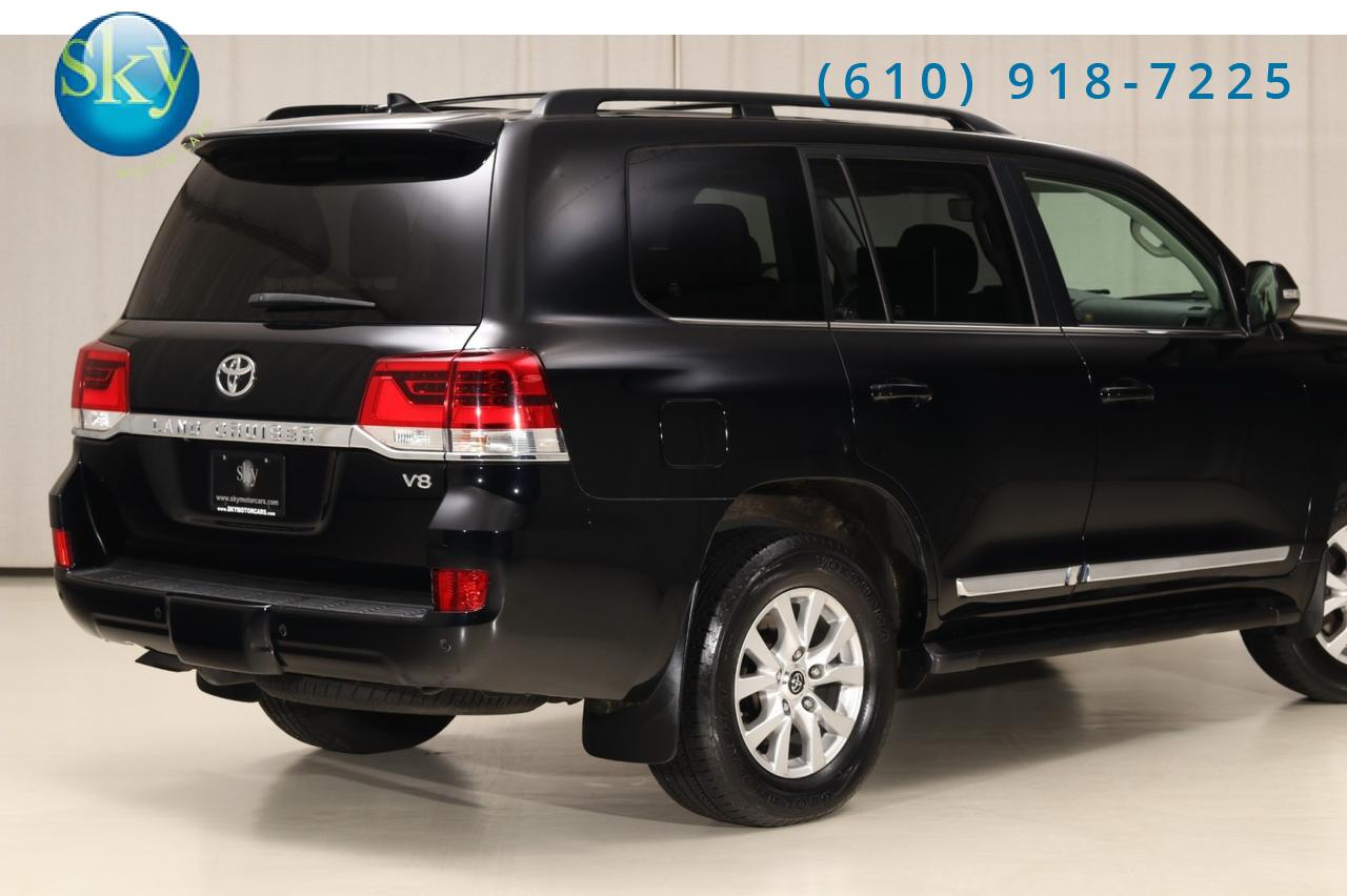 2017 Toyota Land Cruiser 4WD 8-PASSENGER West Chester PA