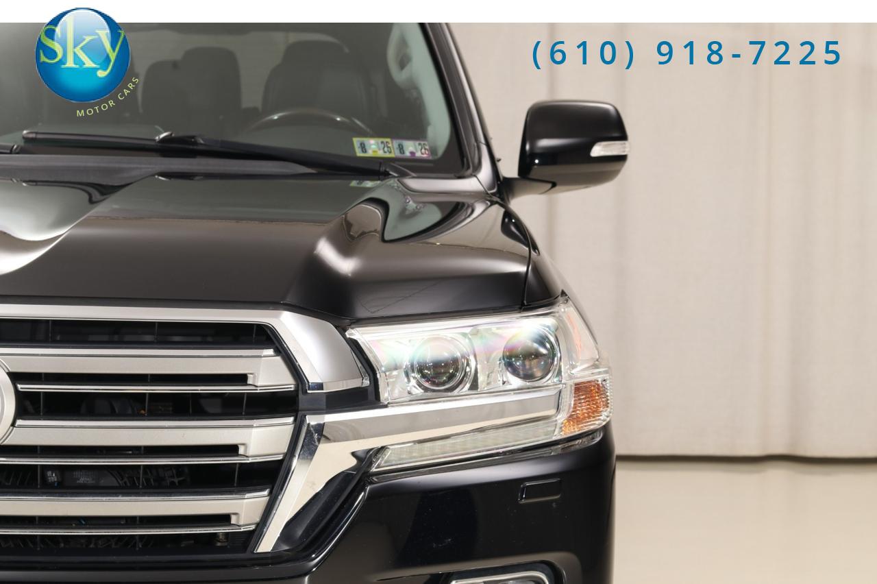 2017 Toyota Land Cruiser 4WD 8-PASSENGER West Chester PA