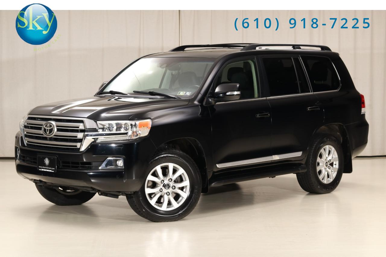 2017 Toyota Land Cruiser 4WD 8-PASSENGER West Chester PA