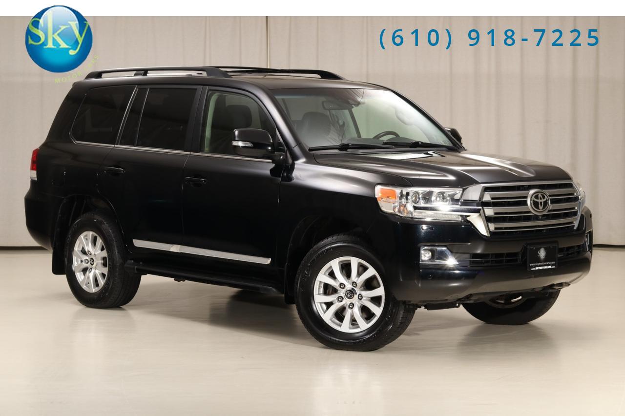2017 Toyota Land Cruiser 4WD 8-PASSENGER West Chester PA