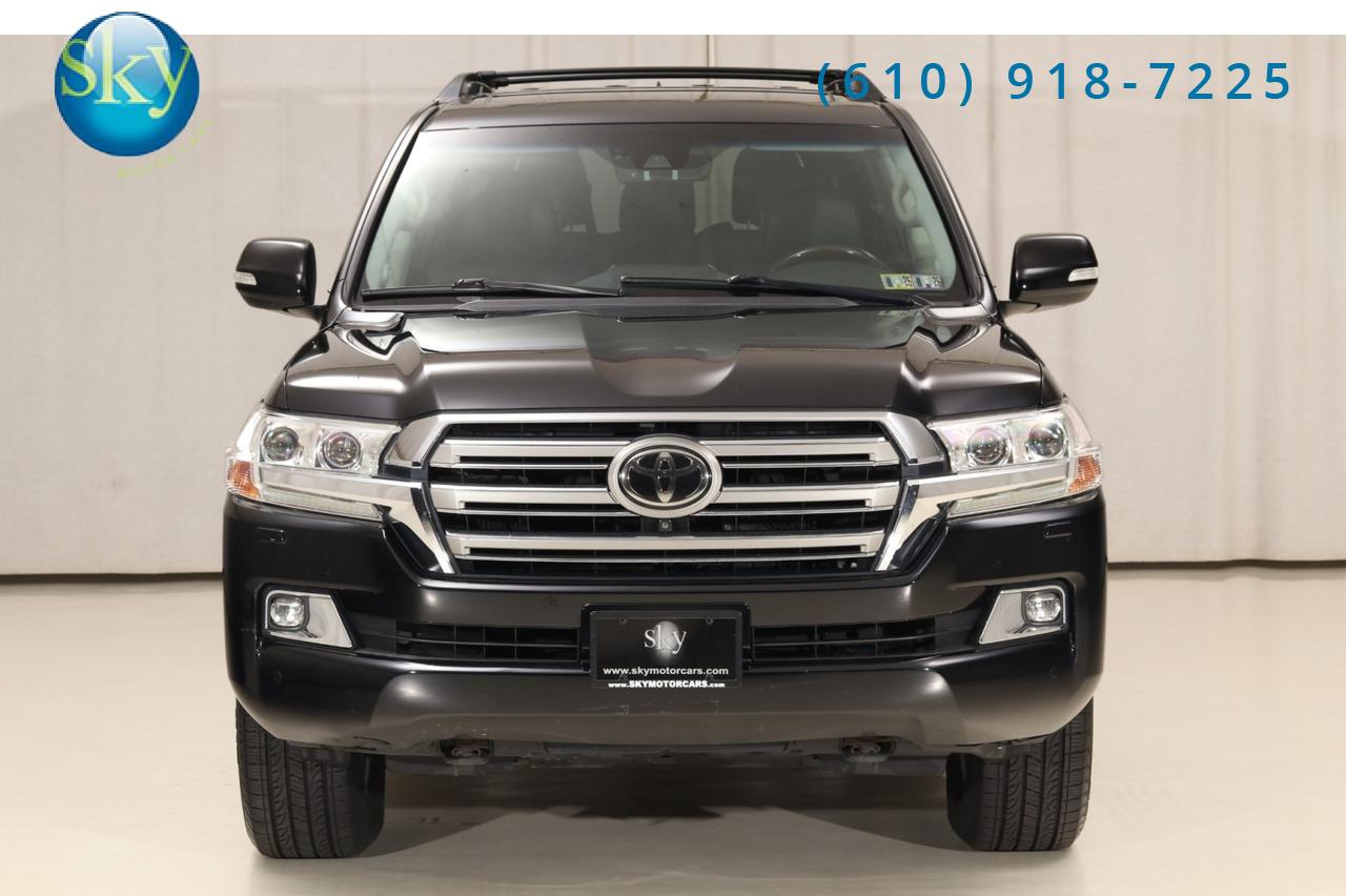 2017 Toyota Land Cruiser 4WD 8-PASSENGER West Chester PA