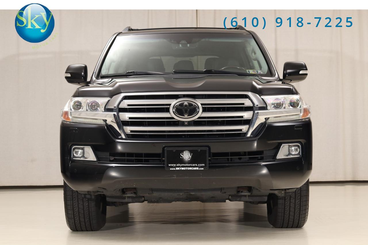 2017 Toyota Land Cruiser 4WD 8-PASSENGER West Chester PA