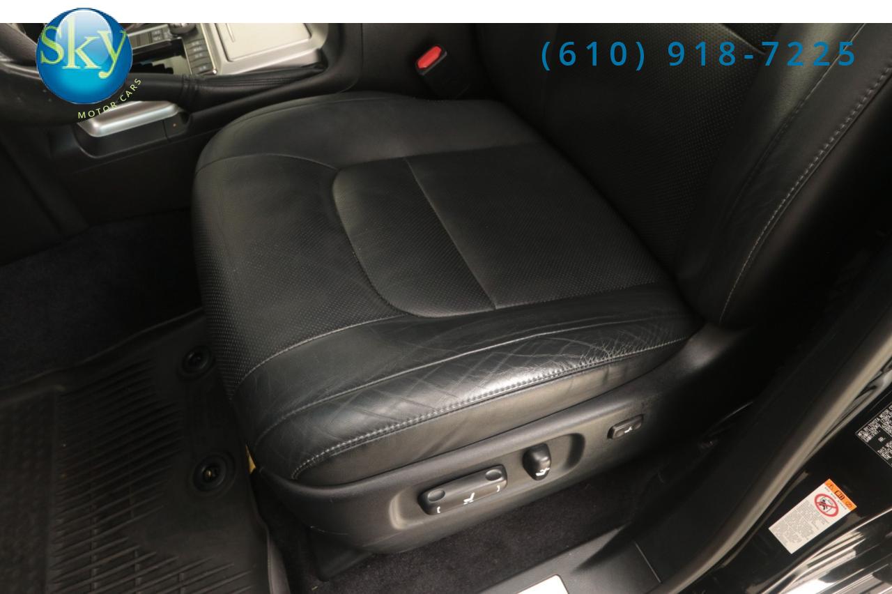 2017 Toyota Land Cruiser 4WD 8-PASSENGER West Chester PA