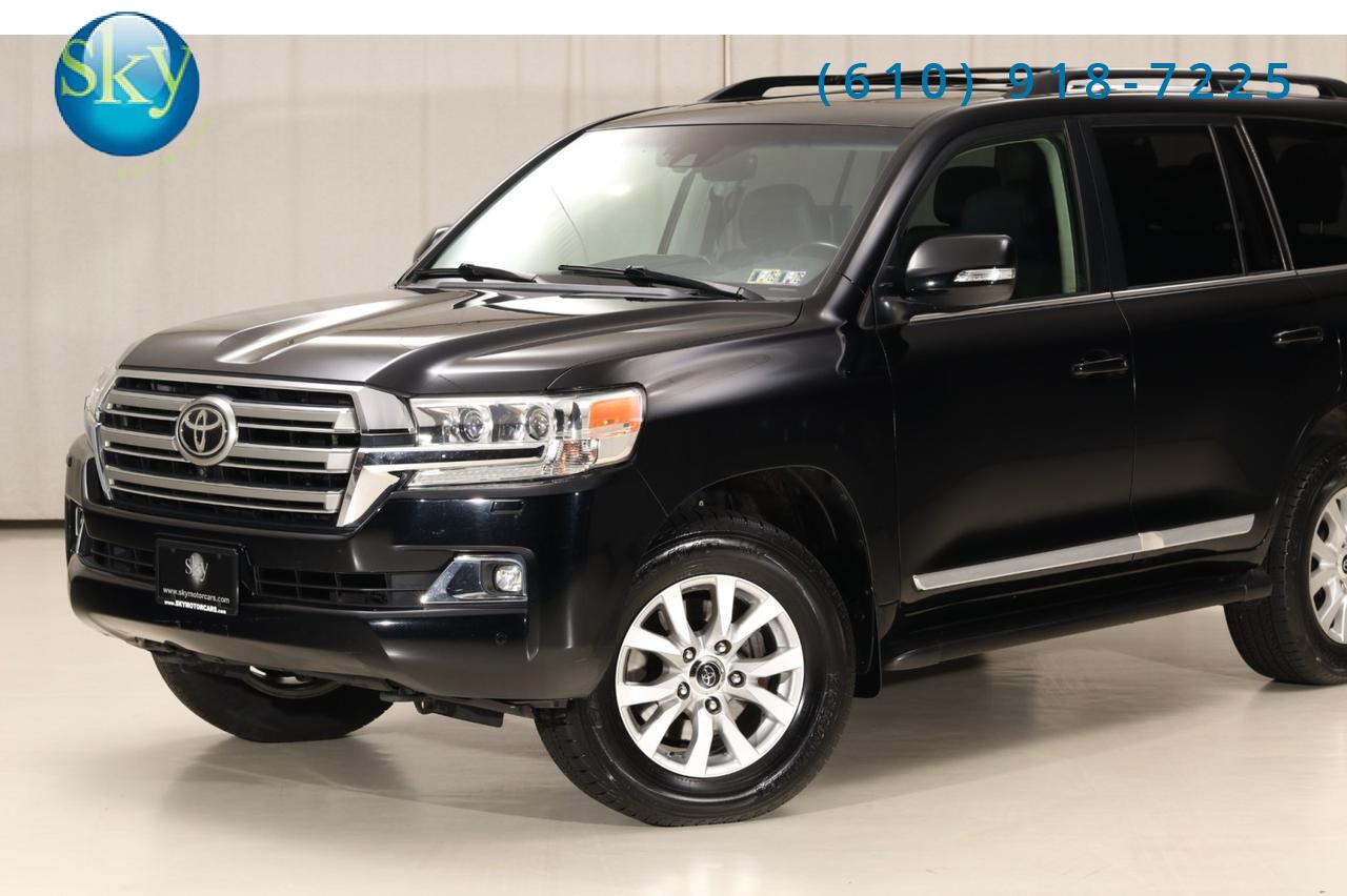 2017 Toyota Land Cruiser 4WD 8-PASSENGER West Chester PA