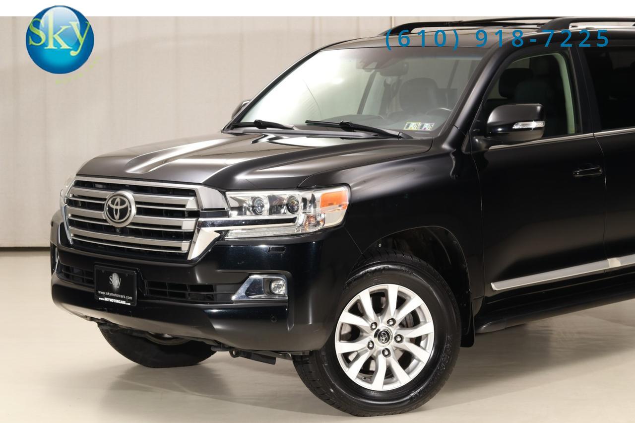 2017 Toyota Land Cruiser 4WD 8-PASSENGER West Chester PA