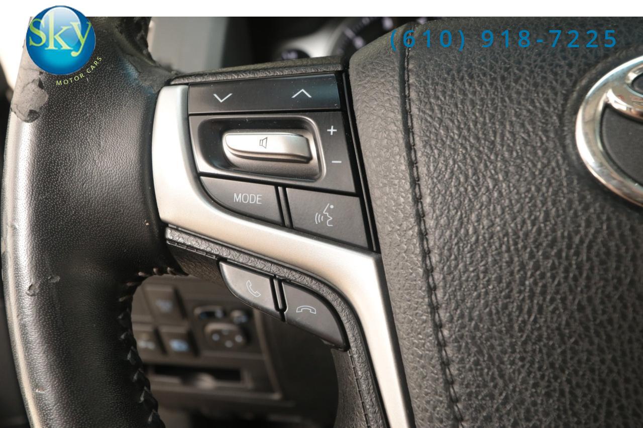 2017 Toyota Land Cruiser 4WD 8-PASSENGER West Chester PA