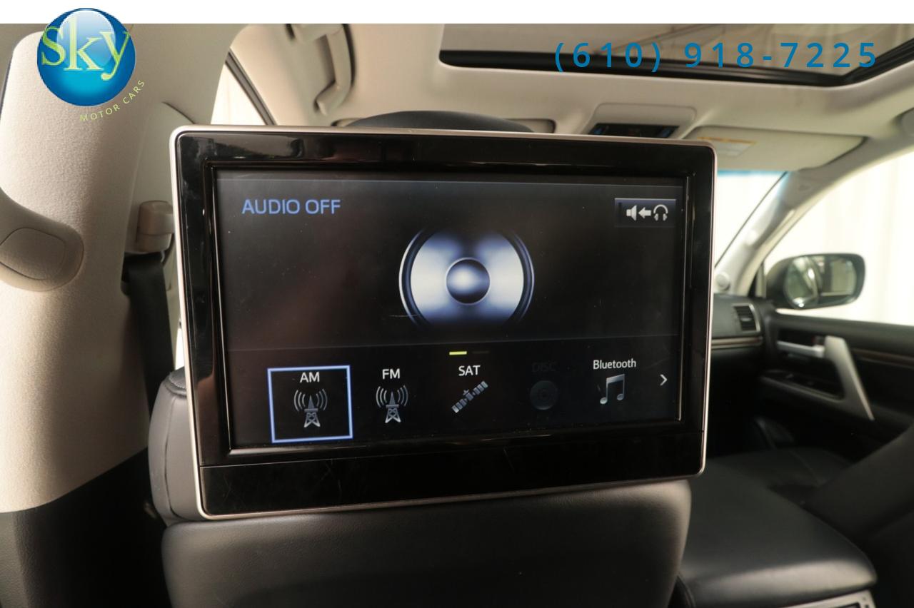 2017 Toyota Land Cruiser 4WD 8-PASSENGER West Chester PA