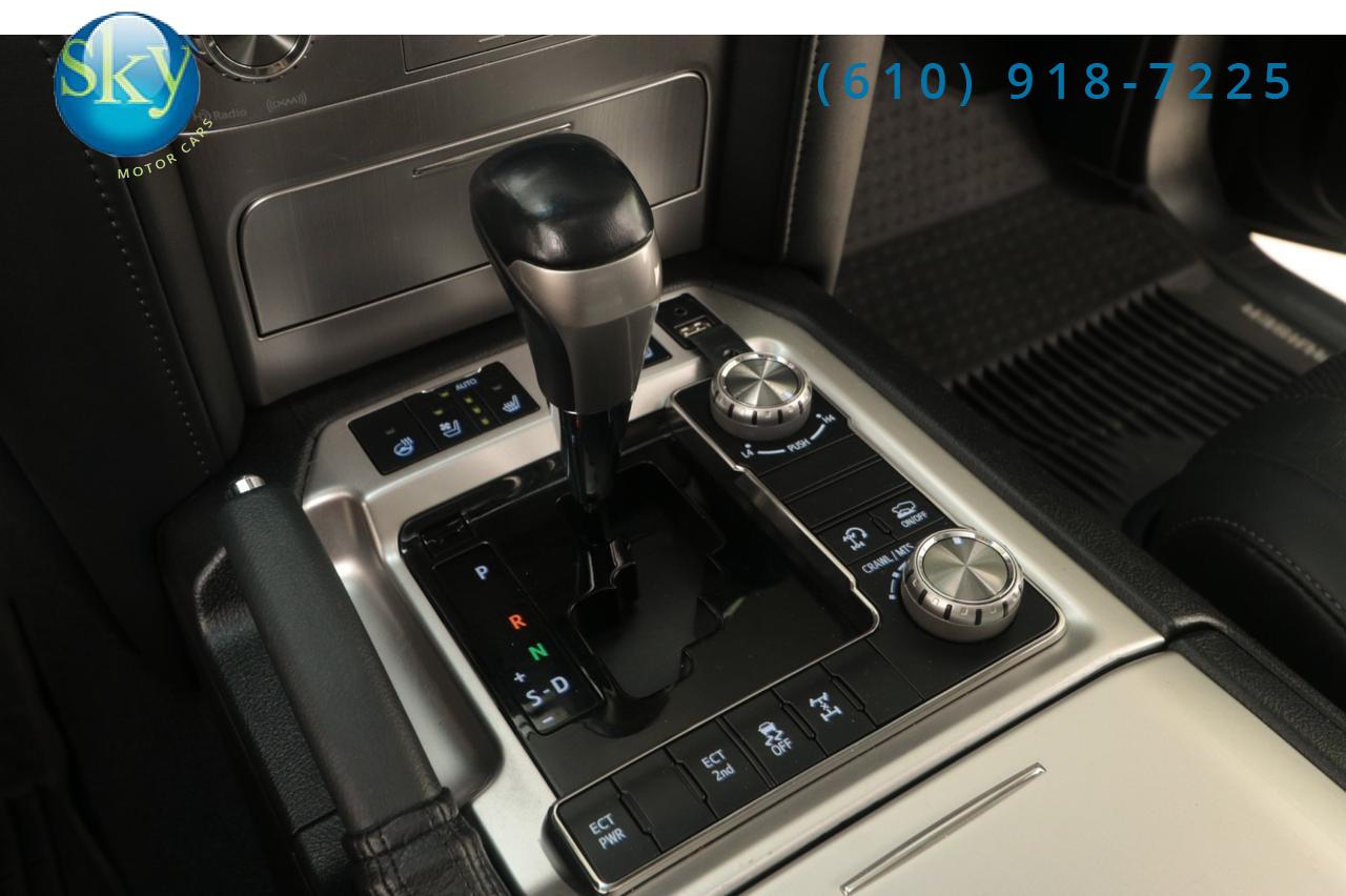 2017 Toyota Land Cruiser 4WD 8-PASSENGER West Chester PA