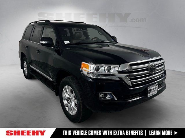 2017 Toyota Land Cruiser