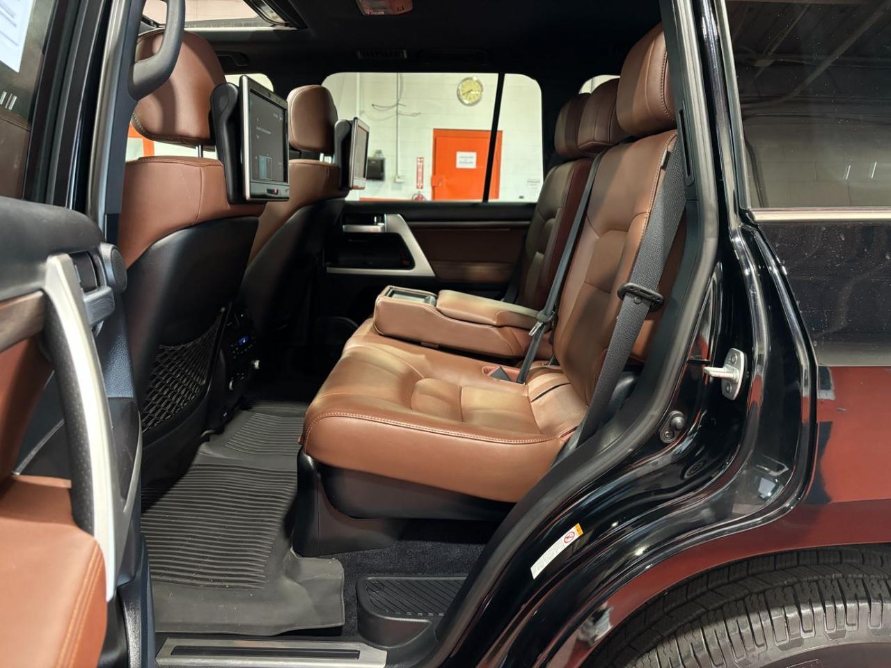 2017 Toyota Land Cruiser V8 Franklin OH