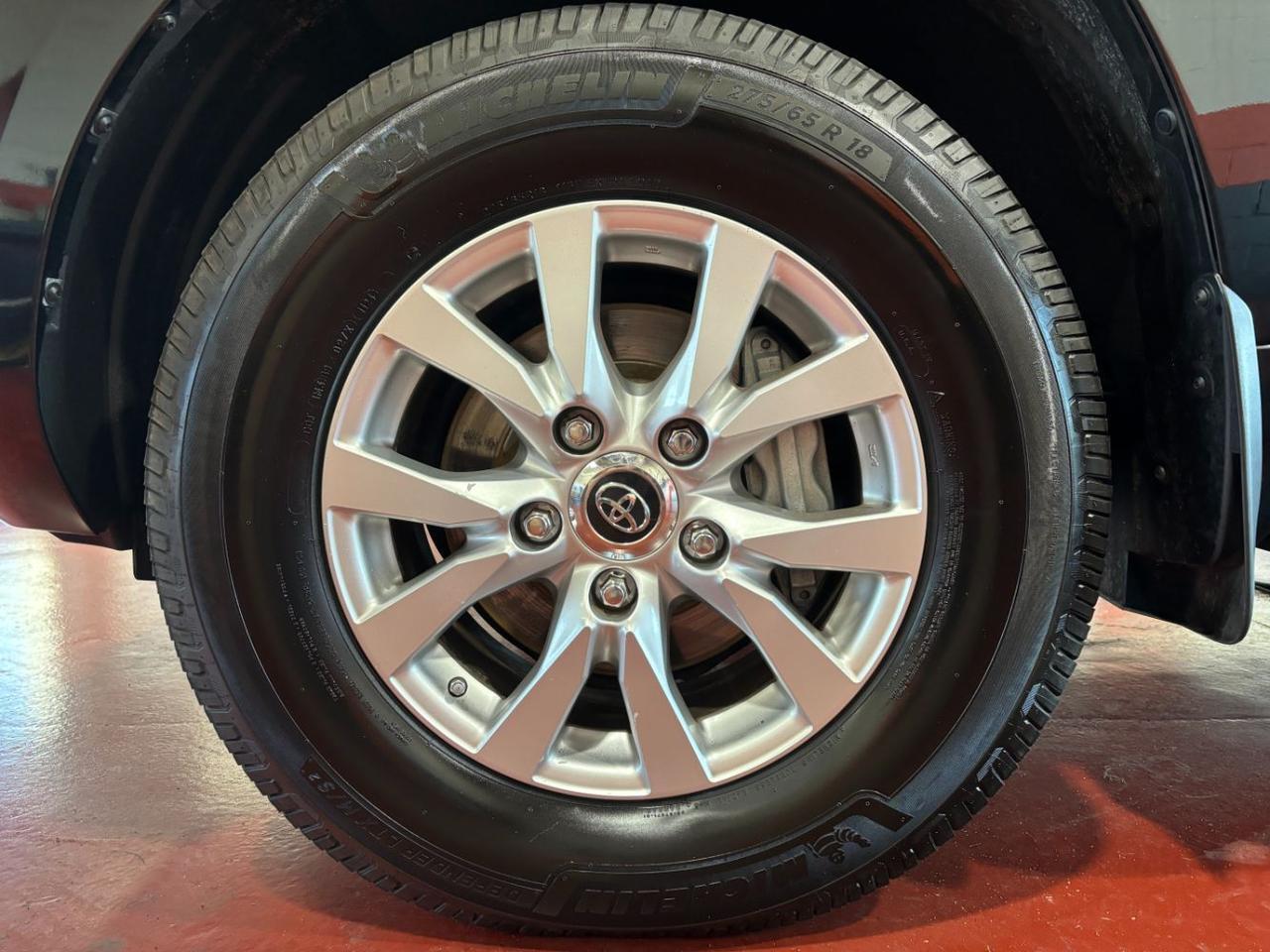 2017 Toyota Land Cruiser V8 Franklin OH