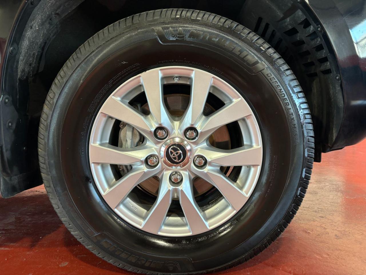 2017 Toyota Land Cruiser V8 Franklin OH