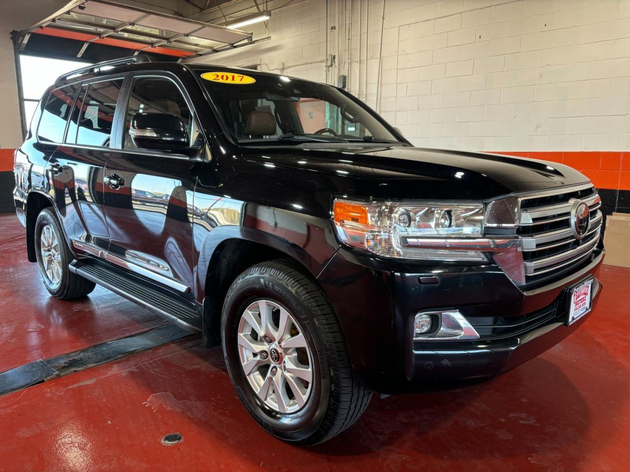 2017 Toyota Land Cruiser V8 Franklin OH