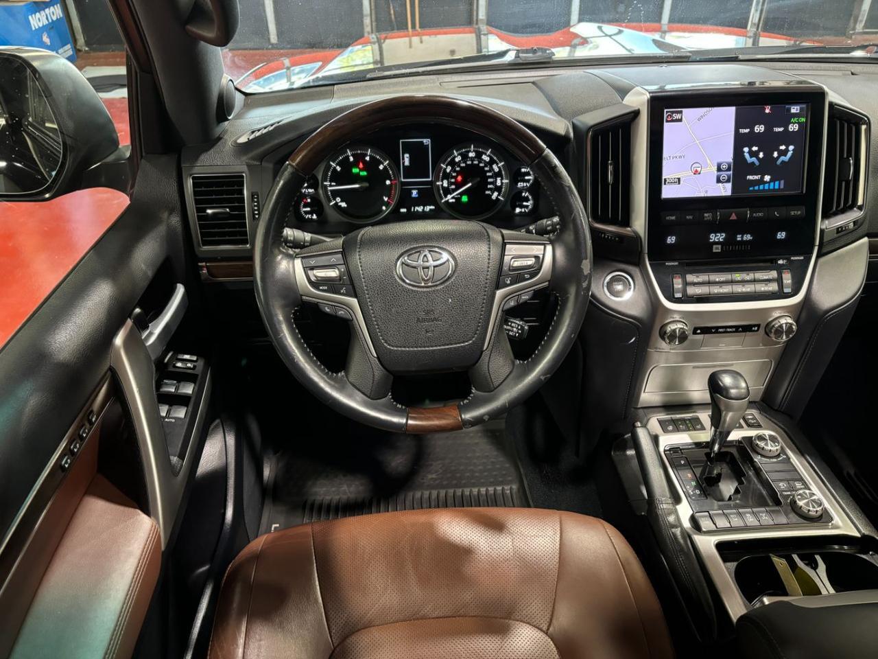 2017 Toyota Land Cruiser V8 Franklin OH