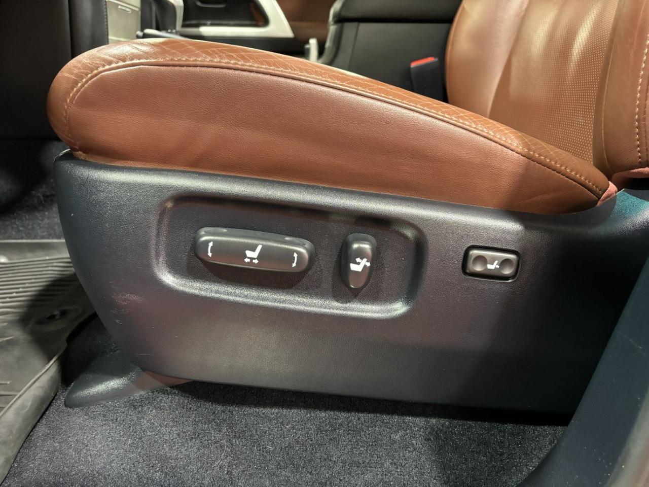 2017 Toyota Land Cruiser V8 Franklin OH