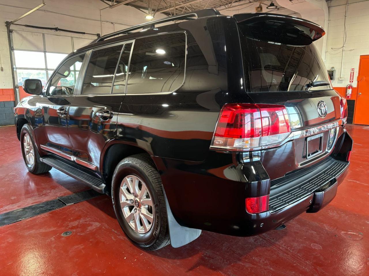 2017 Toyota Land Cruiser V8 Franklin OH