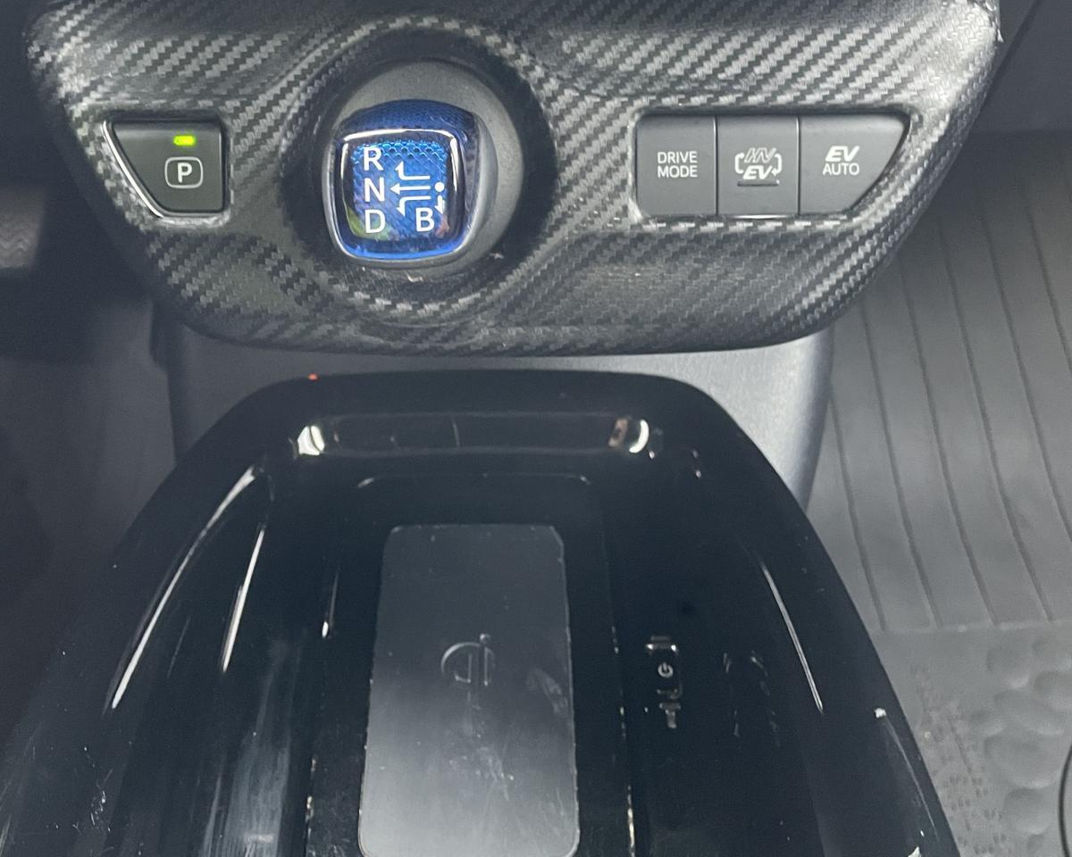 2017 Toyota Prius Prime Advanced Hatchback 4D Port Orchard WA