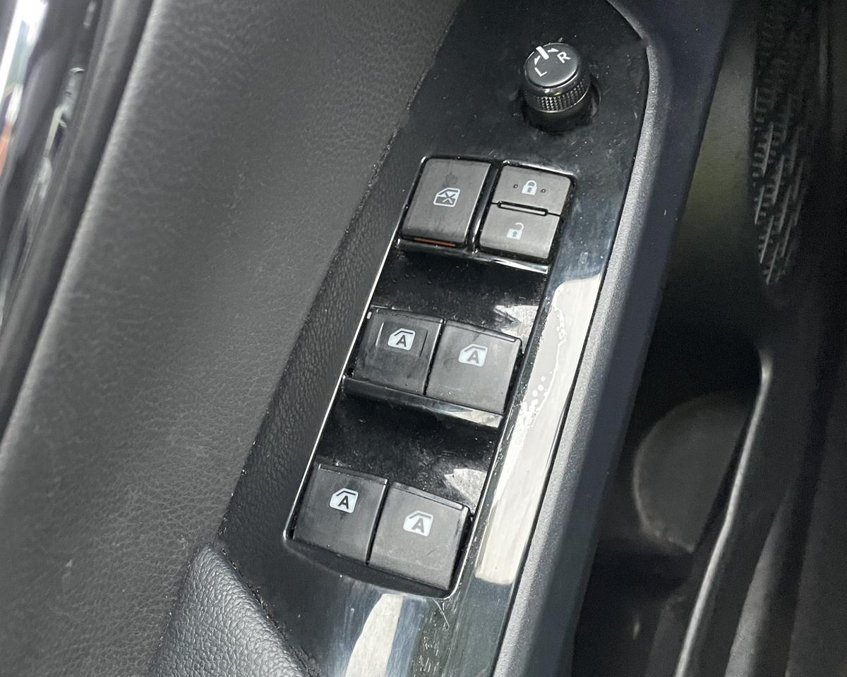 2017 Toyota Prius Prime Advanced Hatchback 4D Port Orchard WA