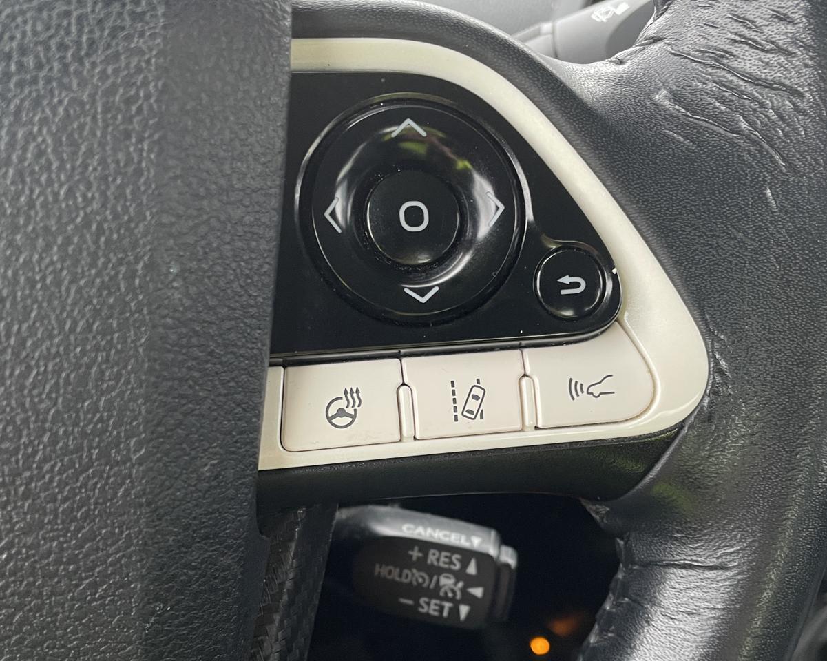 2017 Toyota Prius Prime Advanced Hatchback 4D Port Orchard WA