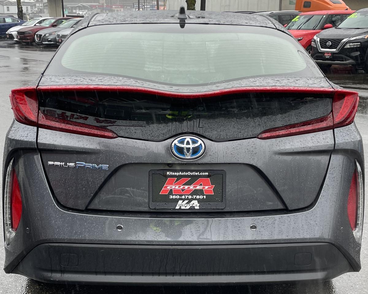 2017 Toyota Prius Prime Advanced Hatchback 4D Port Orchard WA