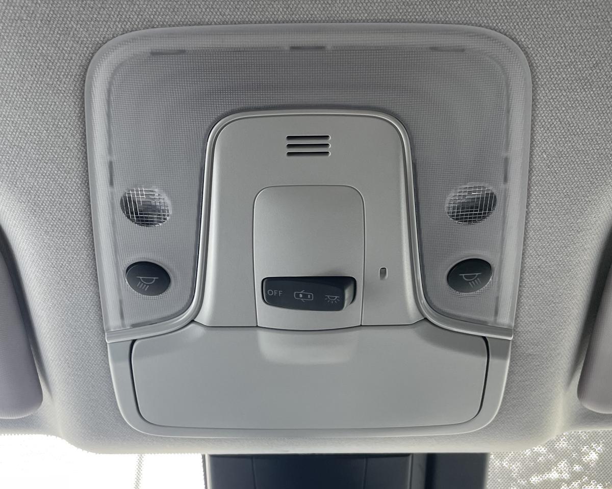 2017 Toyota Prius Prime Plus Hatchback 4D Port Orchard WA