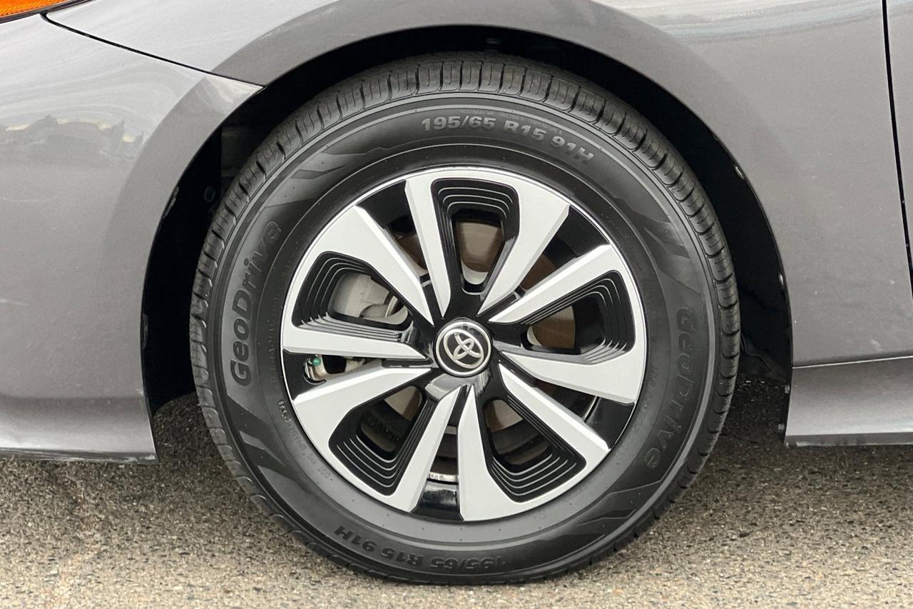 2017 Toyota Prius Prime Plus Roseville CA