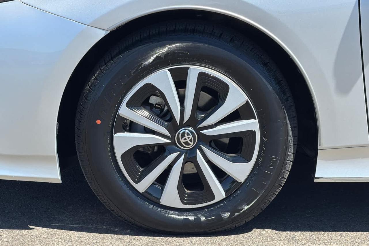 2017 Toyota Prius Prime Plus Roseville CA