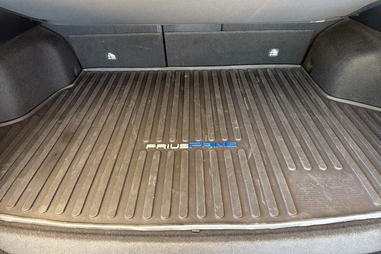 2017 Toyota Prius Prime Plus Roseville CA
