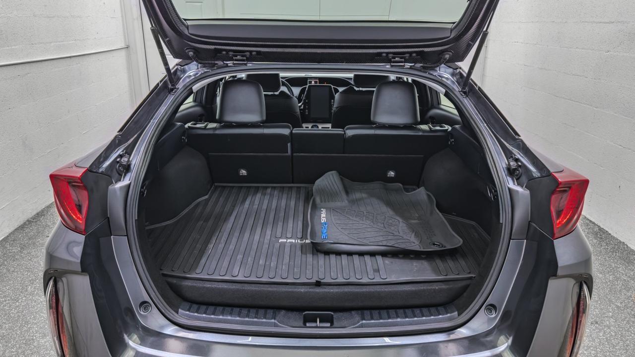 2017 Toyota Prius Prime Premium Tallmadge OH