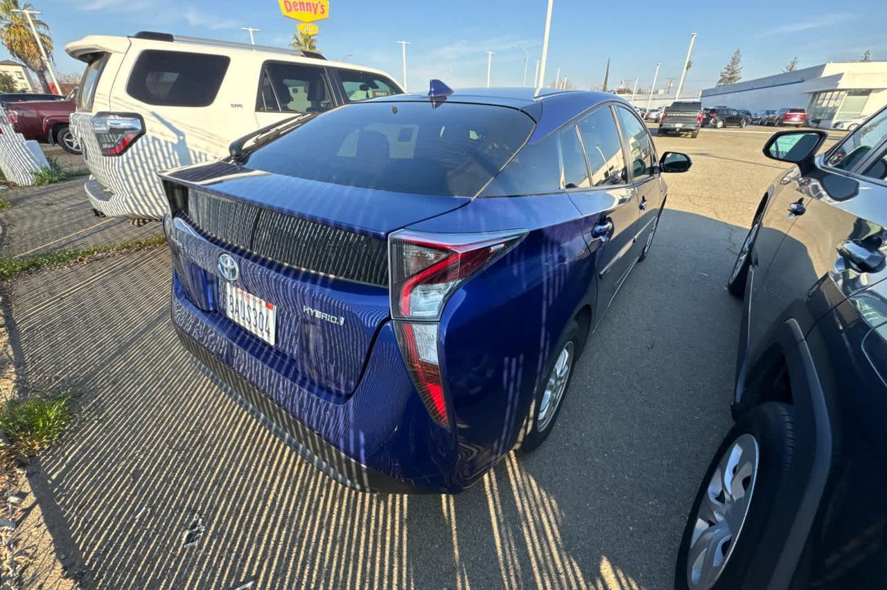 2017 Toyota Prius Three
