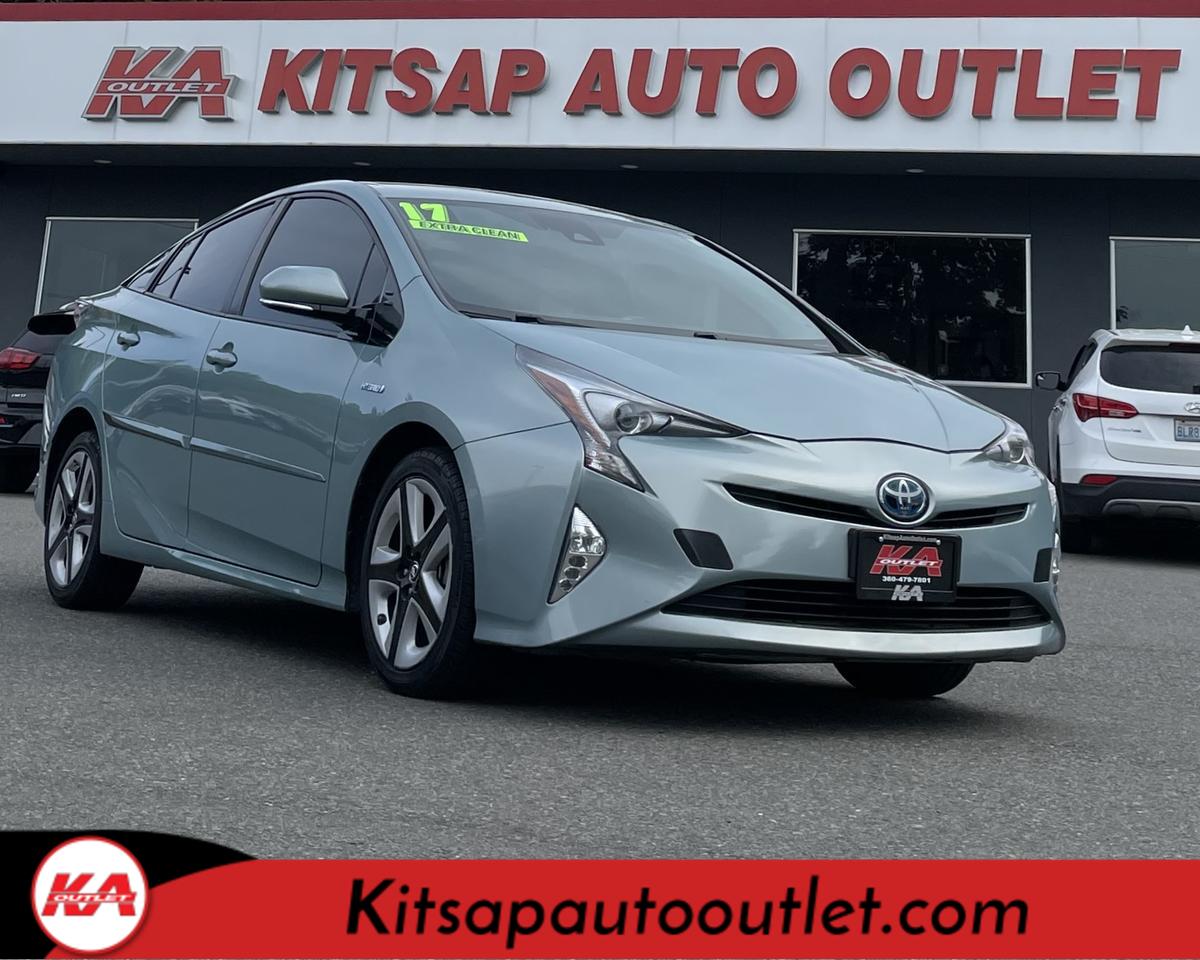 2017 Toyota Prius Three