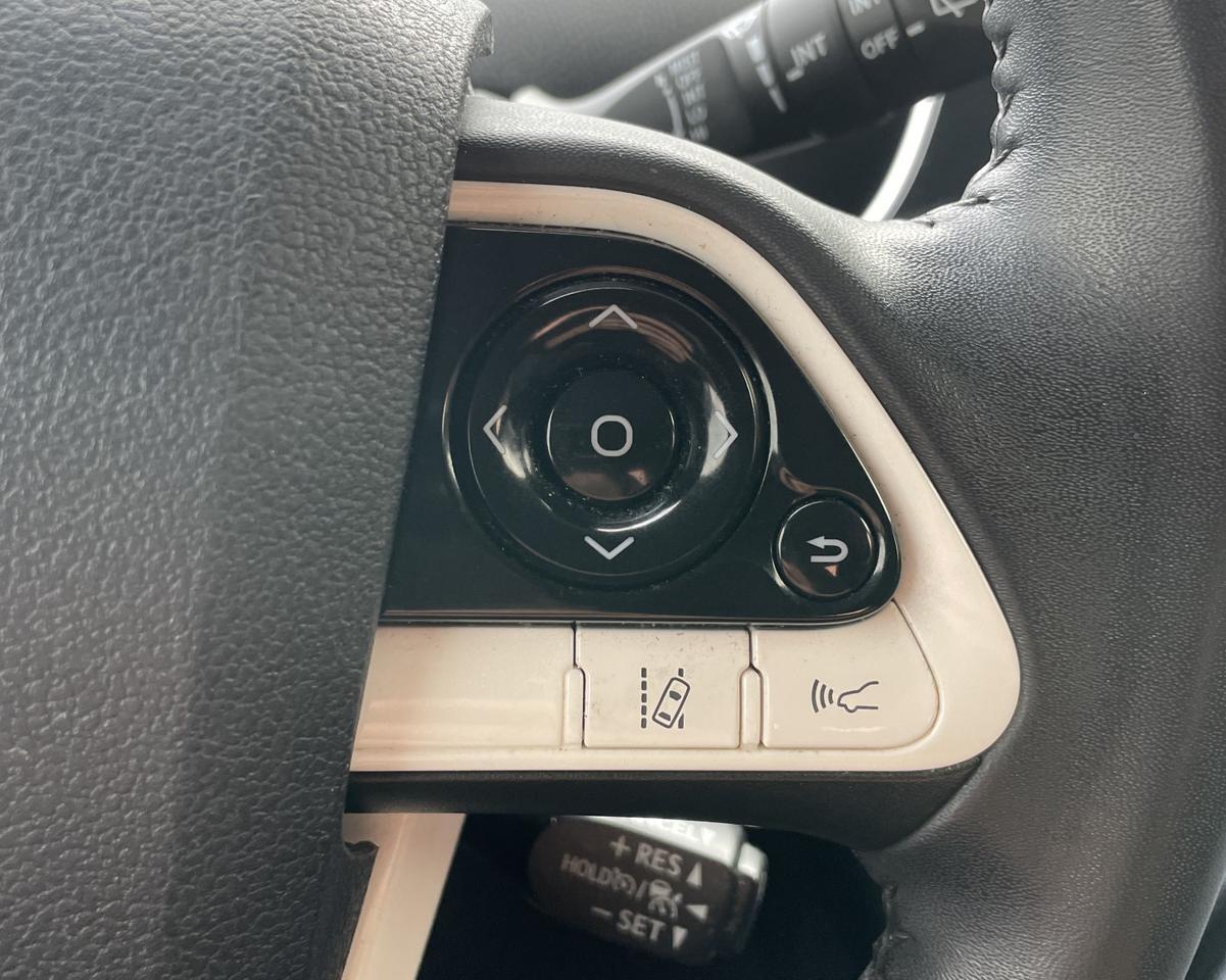 2017 Toyota Prius Three Touring Hatchback 4D Port Orchard WA