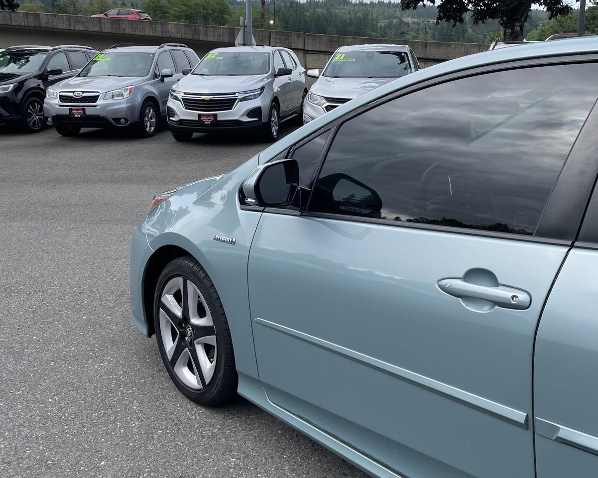 2017 Toyota Prius Three Touring Hatchback 4D Port Orchard WA