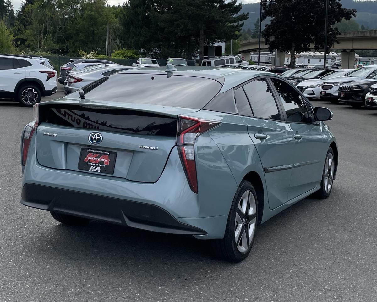 2017 Toyota Prius Three Touring Hatchback 4D Port Orchard WA