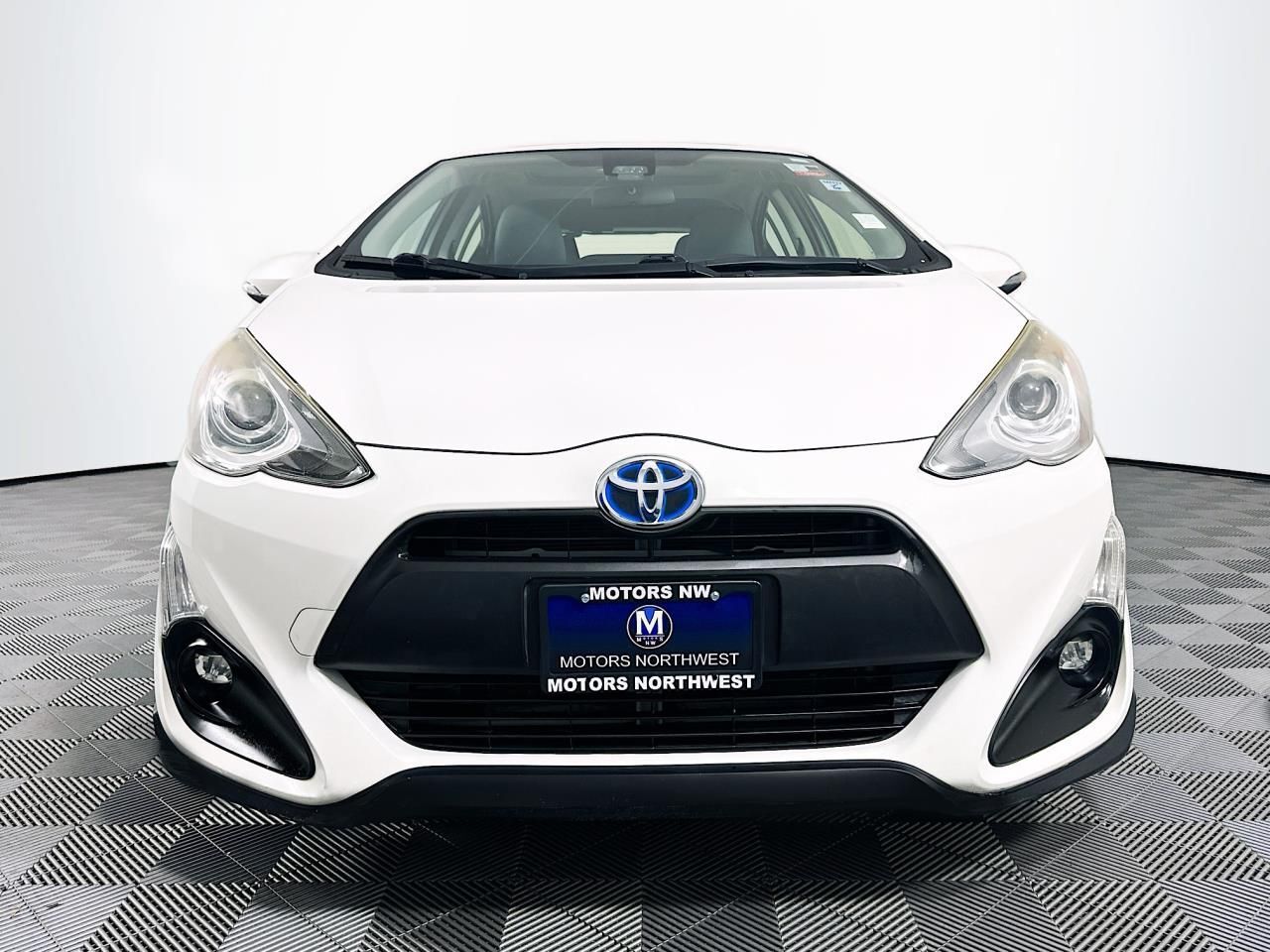 2017 Toyota Prius c Four