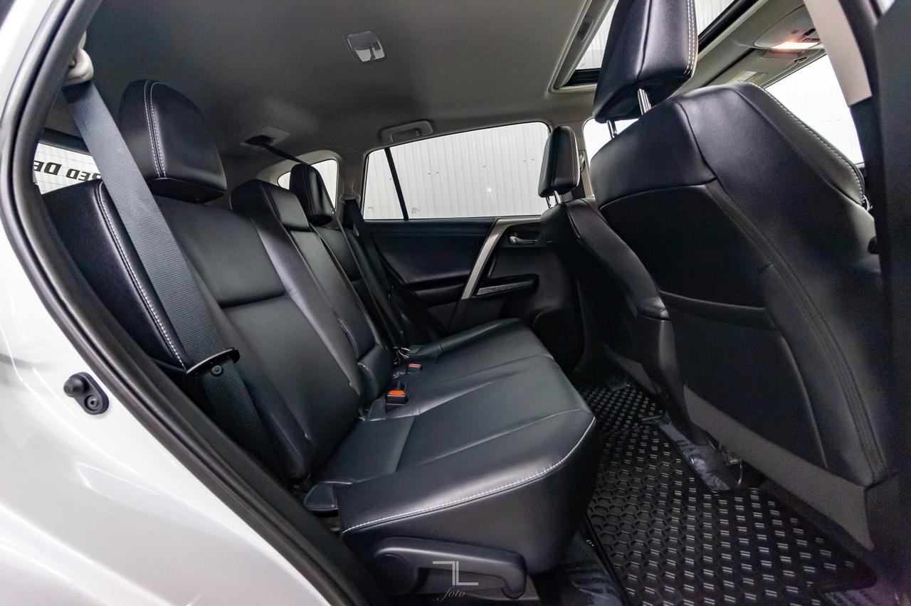 2017 Toyota RAV4 AWD Platinum Leather Roof Nav BCam Red Deer AB