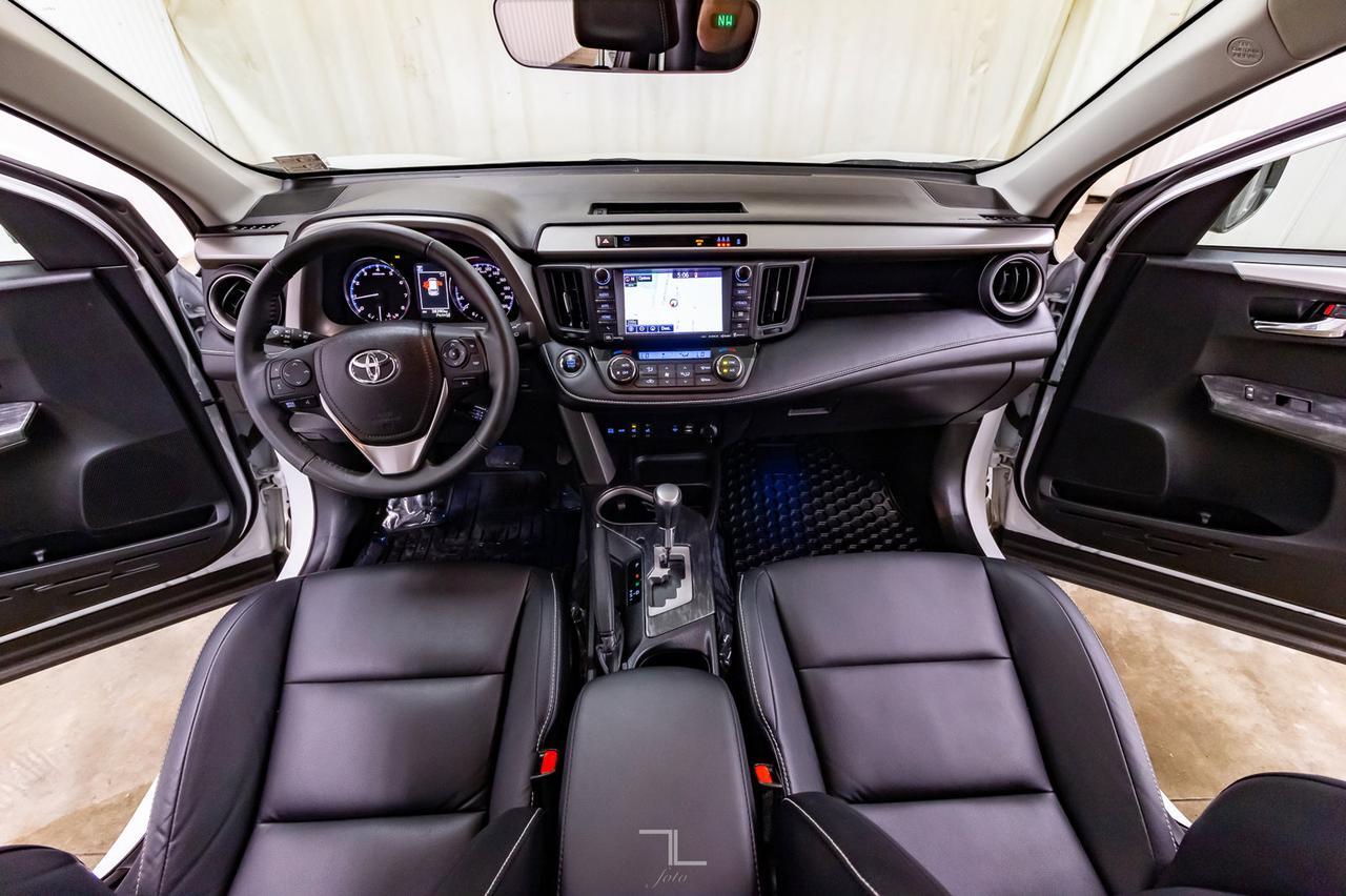 2017 Toyota RAV4 AWD Platinum Leather Roof Nav BCam Red Deer AB