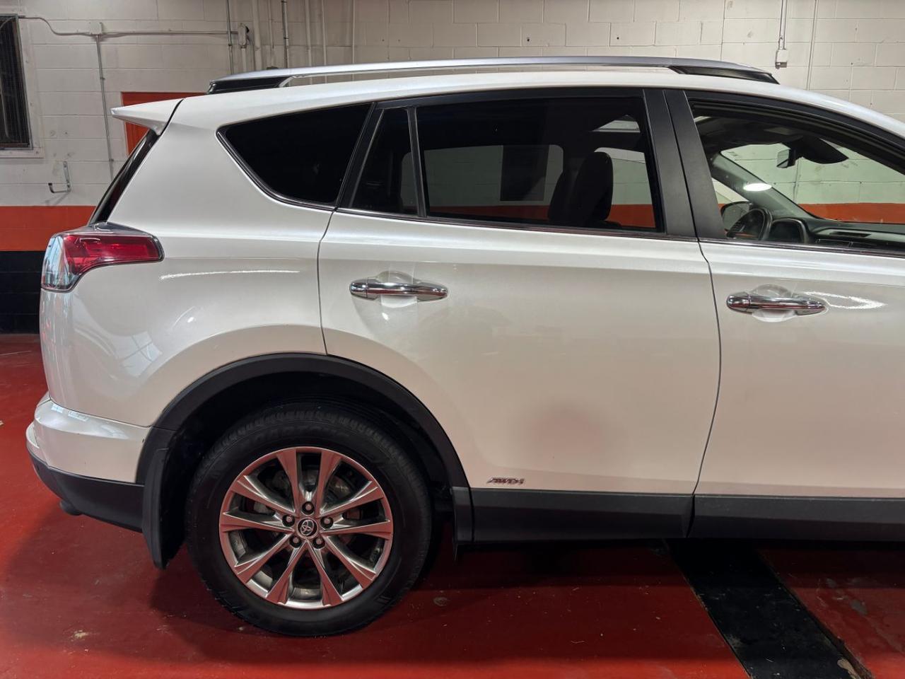 2017 Toyota RAV4 Hybrid Limited Franklin OH