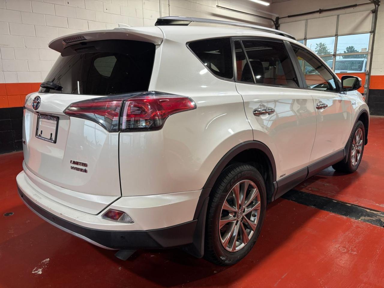 2017 Toyota RAV4 Hybrid Limited Franklin OH